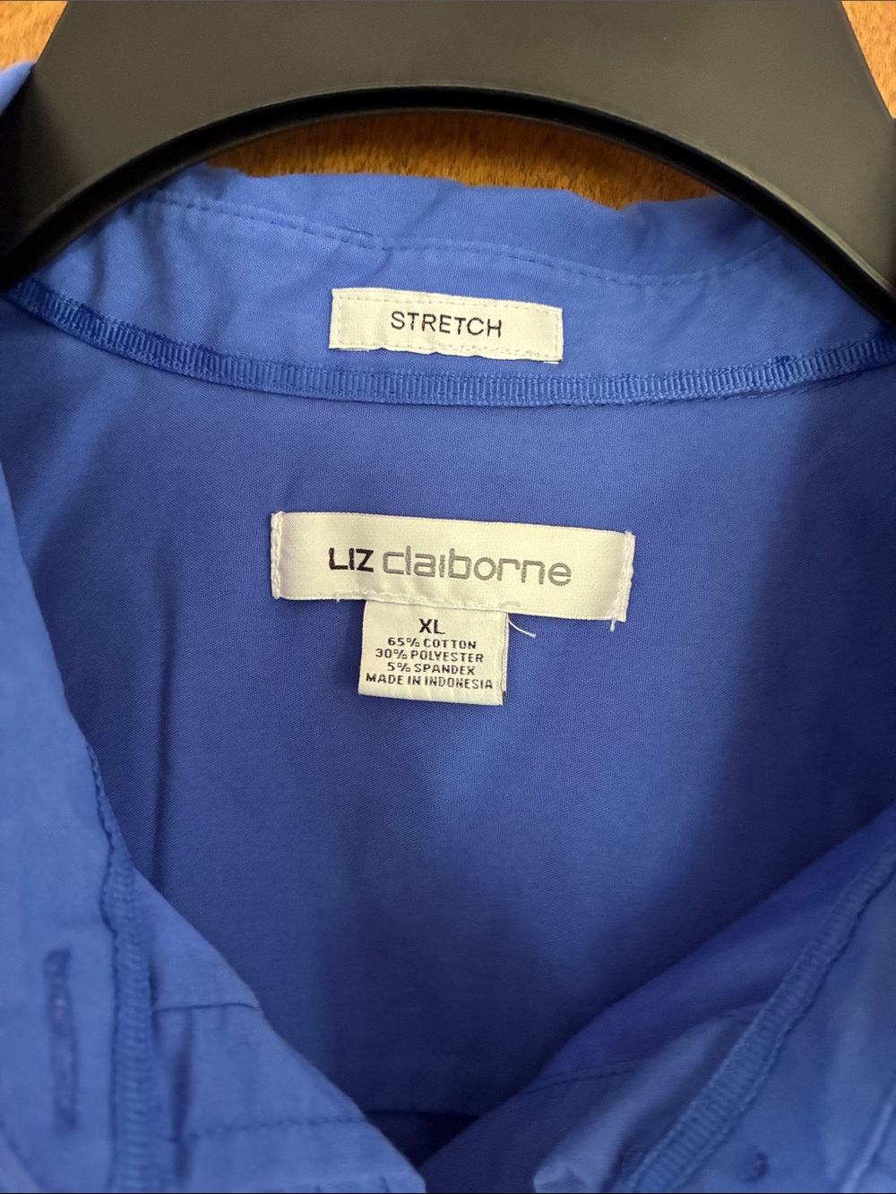 Liz Claiborne Cobalt Blue Short Sleeve Button-Front Shirt - Picture 2 of 3